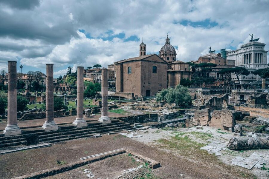 10 Wonders of Rome in 3 hours - Via dei Fori Imperiali: Mussolini’s Grand Street Meets Ancient Ruins