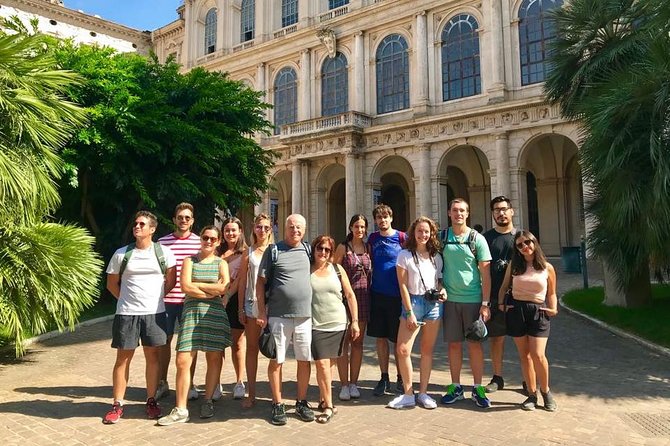 Best of Rome Walking Tour including Trevi Fountain - Trevi Fountain Time: Photos, Coin Toss, and Crowd Reality