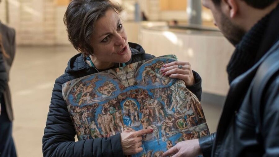 Best of the Vatican: Fast Track Highlights - Vatican Museums in 2 Hours: Rooms of Raphael, Maps, and the Ancient Courtyard