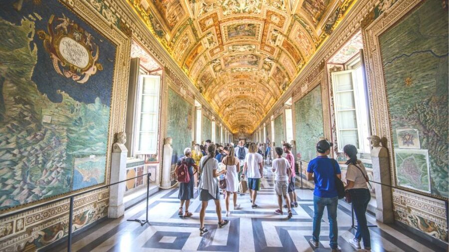 Best of the Vatican: Fast Track Highlights - St. Peter’s Basilica After the Museums: Priority Access With Real-World Rules