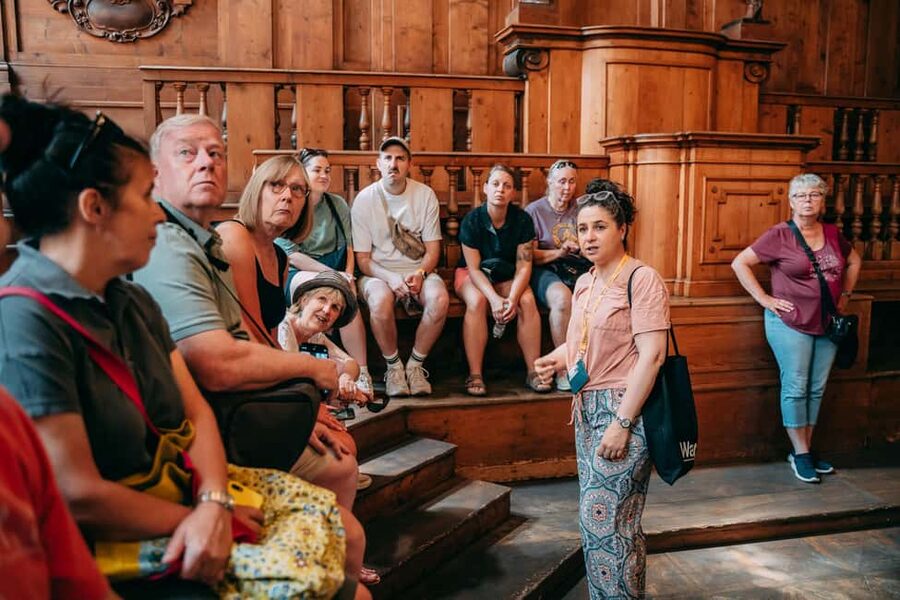 Bologna: Small-Group Tour with the Historic Archiginnasio - Group size, guide English, and audio reality checks