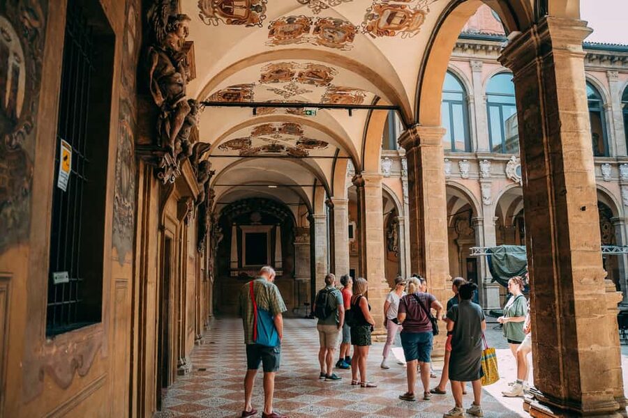 Bologna: Small-Group Tour with the Historic Archiginnasio - Price and value: what you’re really paying for