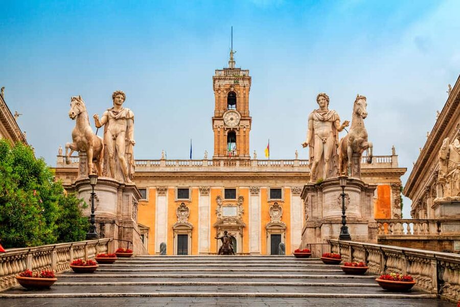 Capitoline Museum English Guided Tour & skip the line ticket - “World’s first museum” at work: why the setting changes how you view the collection