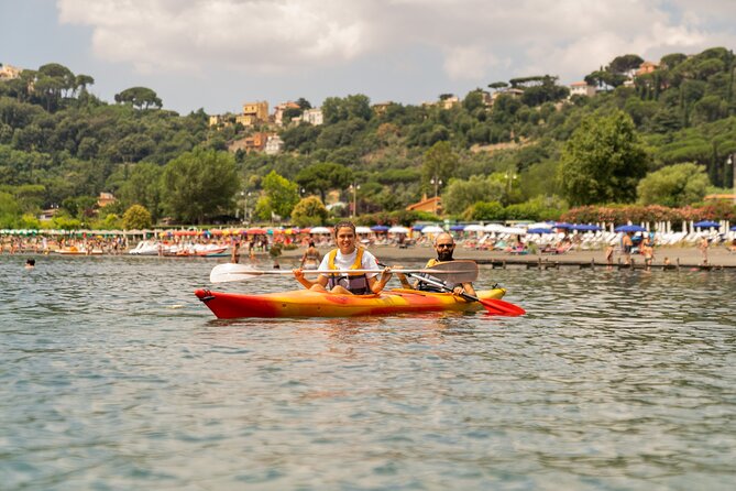 Castel Gandolfo Lake Kayak and Swim Tour - Guides, group size, and how this tour fits beginners