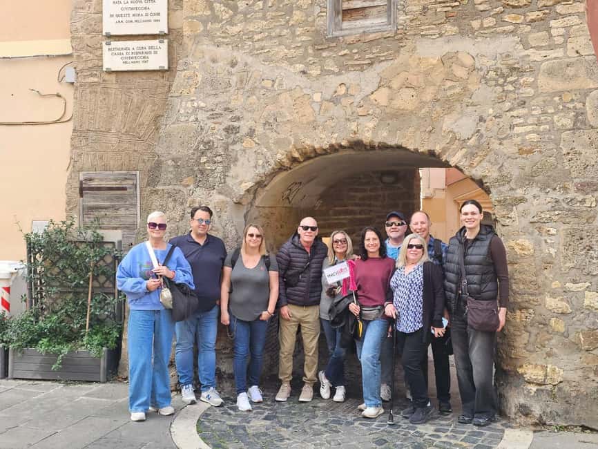 Civitavecchia: Historical and Culinary Walking Tour - The wine-and-regional-food finish at Piazza Antonio Fratti