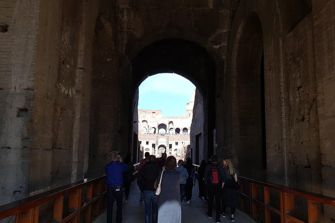 Colosseum Arena Floor, Roman Forum and Palatine Hill Guided Tour - Security checks, meeting point logistics, and how to avoid stress