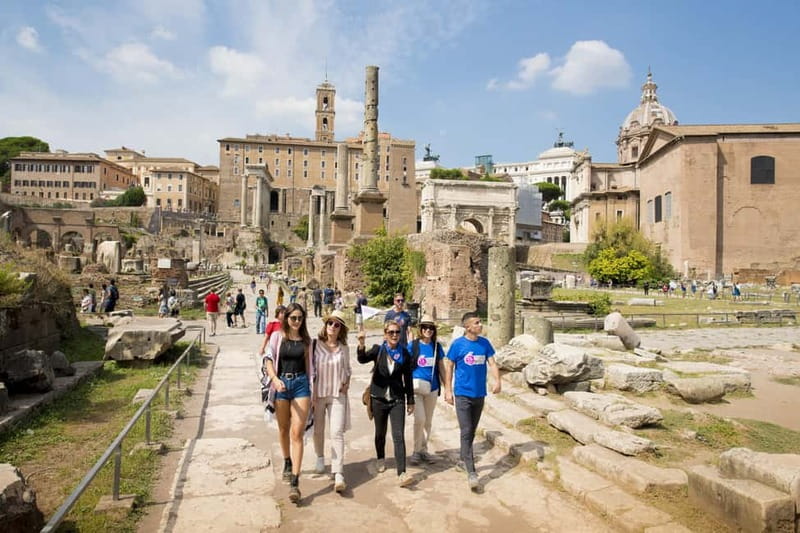 Colosseum Arena, Forum & Palatine Hill Guided Tour - Palatine Hill: Views, Legends, and Where Power Lived