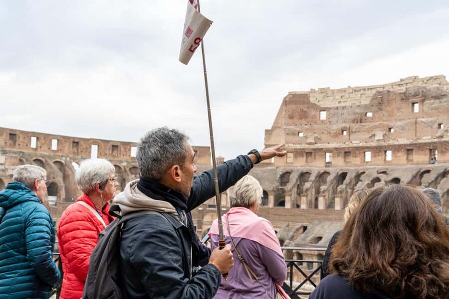 Colosseum Guided Tour: Hotel Transport included - Parco del Colle Oppio Stop: A 30-Minute Breather Before the Main Sights