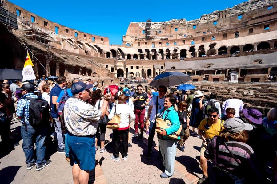 Colosseum Priority Access Tour with Palatine & Forum Entry - Stop 1 Meeting Point: Largo Gaetana Agnesi and Finding Your Group