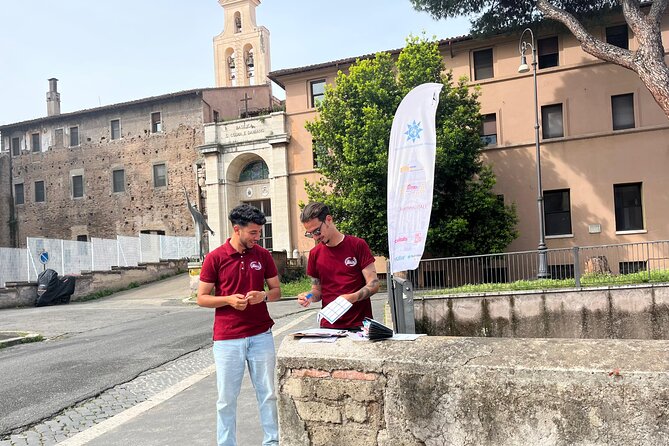 Colosseum with Arena, Roman Forum and Palatine Hill Guided Tour - Roman Forum: the ancient downtown, including Julio Caesar’s tomb