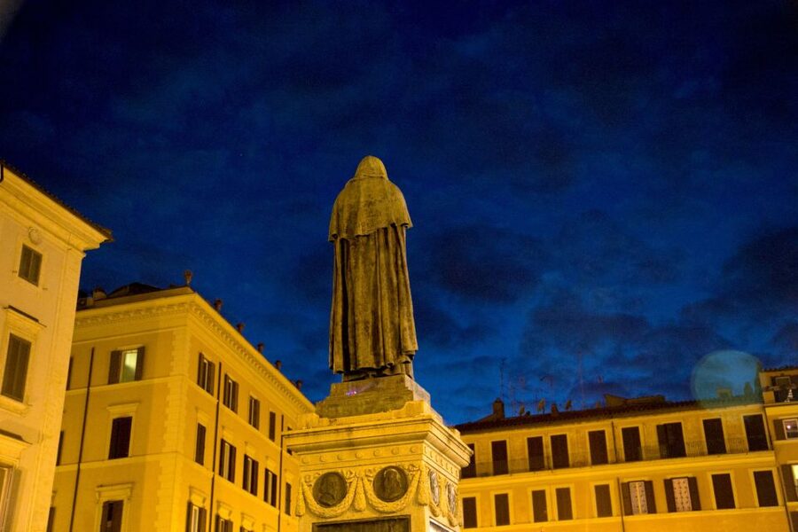 Dark Heart of Rome - Facts, Legend & Mystery Walking Tour - Why This Night Walk Feels Like Secret Rome