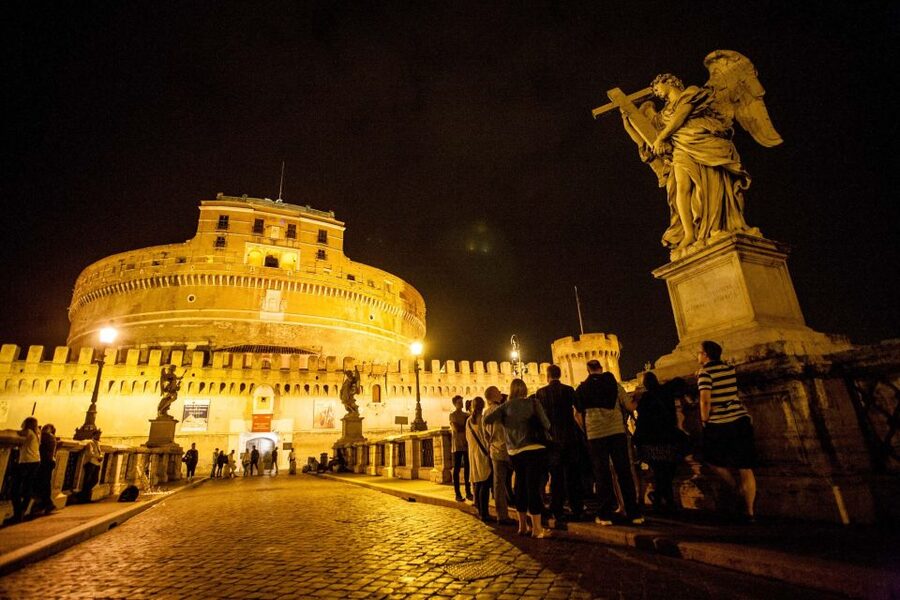 Dark Heart of Rome: Facts, Legends, and Mystery Tour - Via Giulia: One of Renaissance Rome’s First Planning Projects
