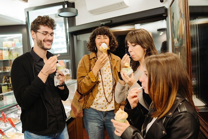 Devour Rome Food & Wine Tour of Trastevere - Why Trastevere at night is a smart way to eat in Rome