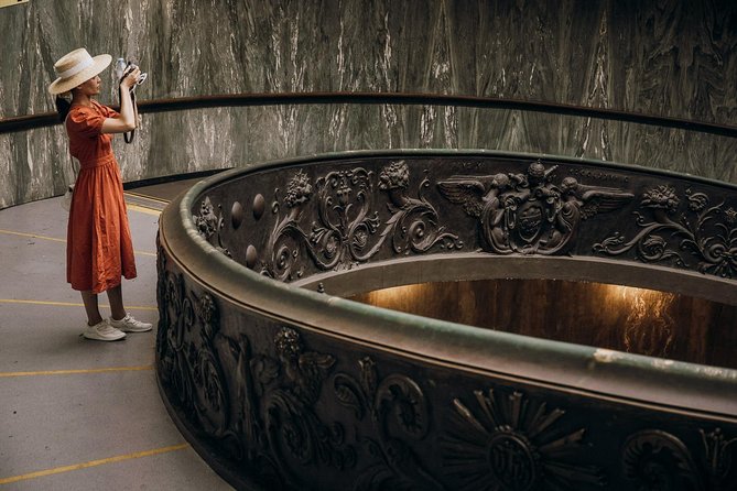 Early Vatican Museums Tour: The Best of the Sistine Chapel - Vatican Museums morning route: from Pinecone Courtyard to the “must-see” rooms