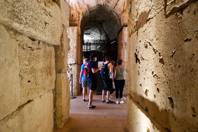 Expert Guided Tour of Colosseum Arena OR Underground, and Forum - Palatine Hill: Views And Why Elite Rome Chose This Spot