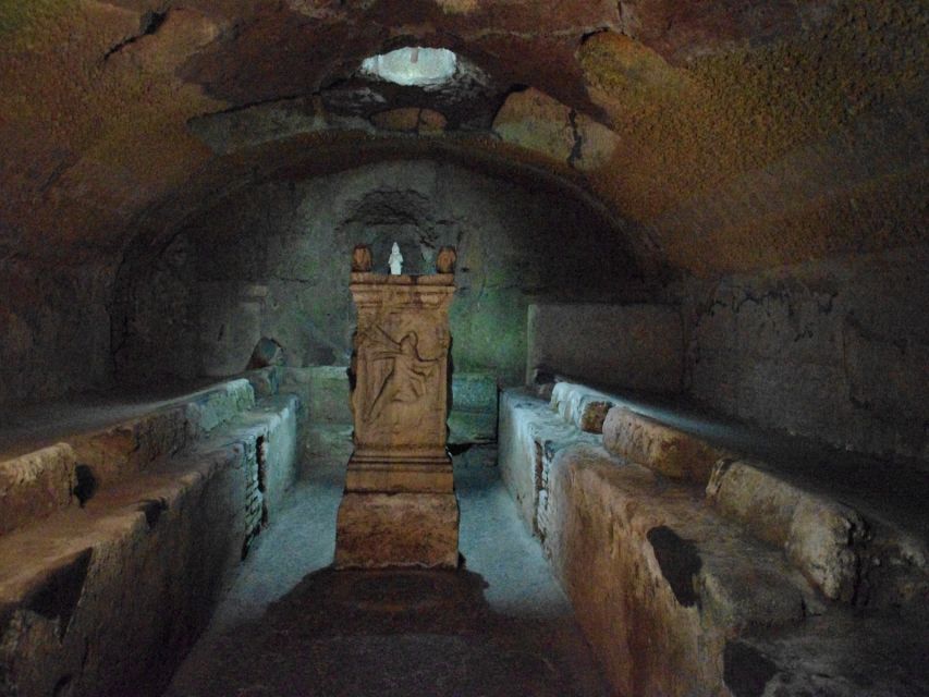 Explore Christian Rome and the Underground of San Clemente - Stop 4: San Pietro in Vincoli, Michelangelo’s Moses, and a tradition of chains