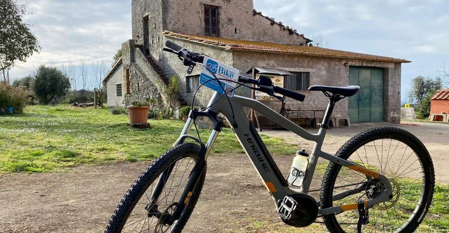 Frascati: Tour in E-Bike with Wine Tasting - Why Frascati on an e-bike feels like a win