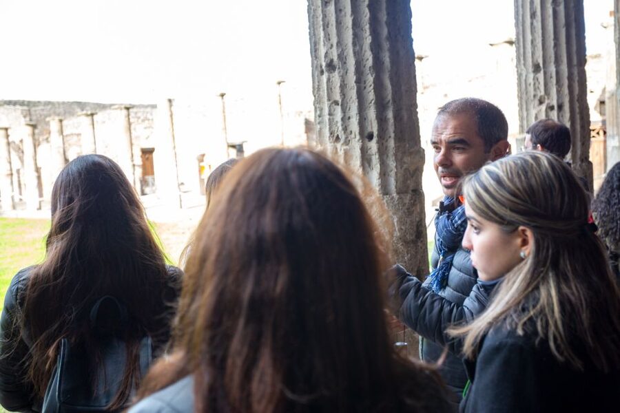 From Rome: 3-Day Tour to Pompeii, Sorrento & Capri - Sorrento Hotel and Meals: A Great Base, With One Common Trade-Off