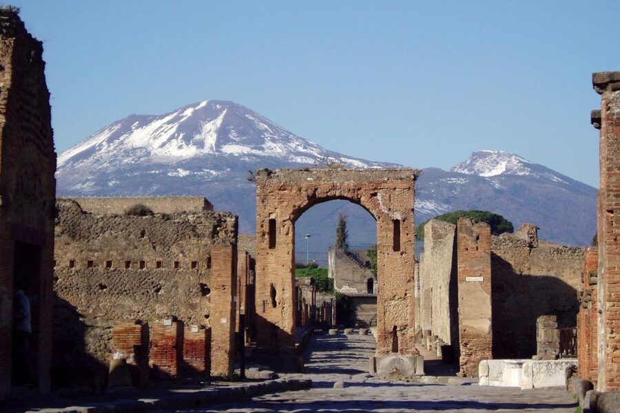 From Rome: Amalfi Coast and Pompeii Tour - Leaving Rome Early, With a Highway Breakfast Stop