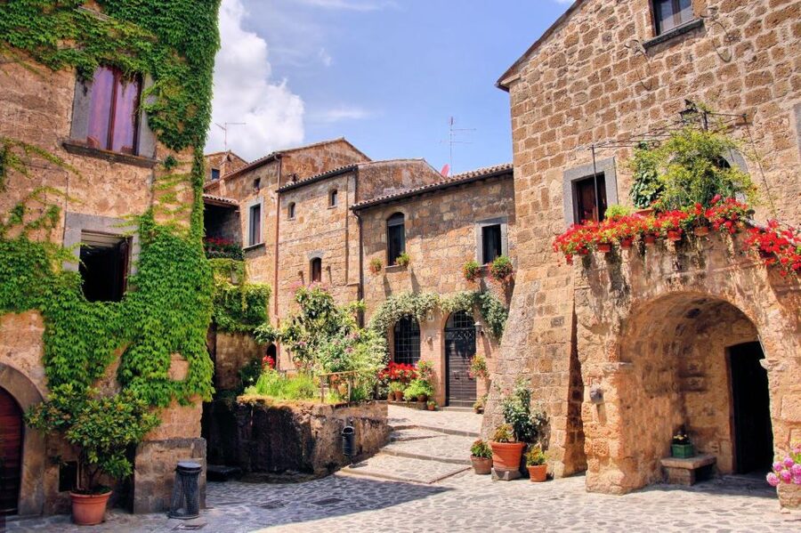 From Rome: Bagnoregio & Orvieto Day Trip with Wines & Lunch - What to wear, what to bring, and tour rules that matter