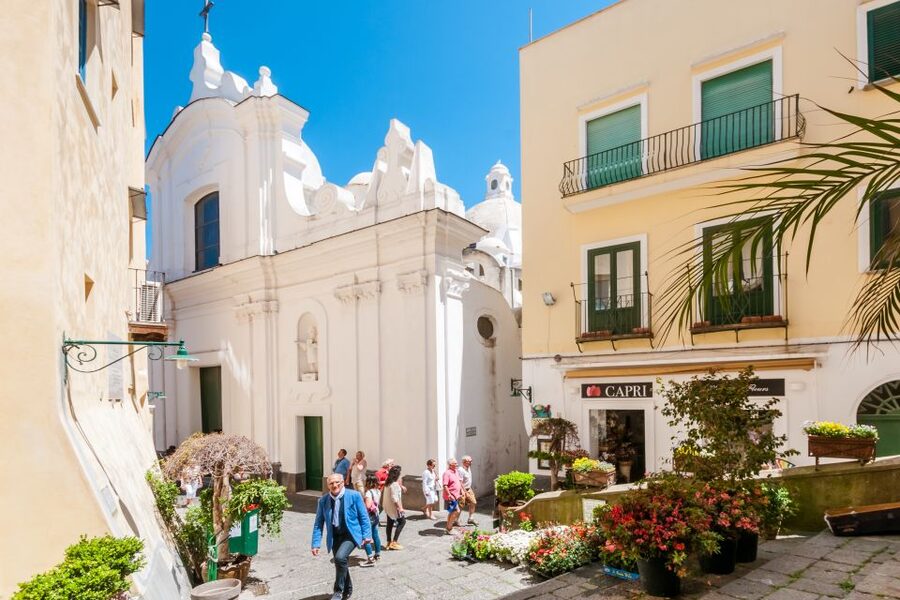 From Rome: Capri Guided Day Trip with Blue Grotto - Should you book this Capri Guided Day Trip with Blue Grotto?