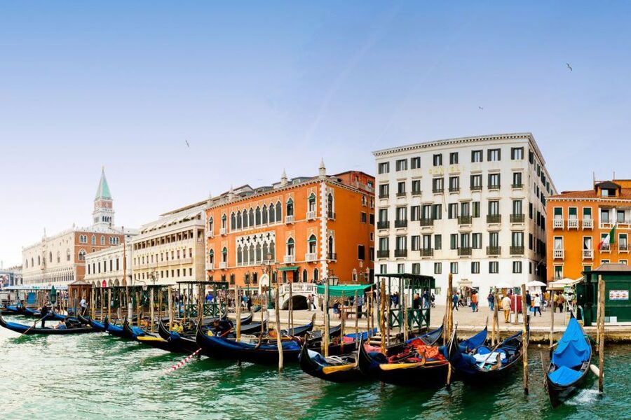 From Rome: Day Trip to Venice by High-Speed Train - St Mark’s Square, the Basilica façade, and how to enjoy the crowds