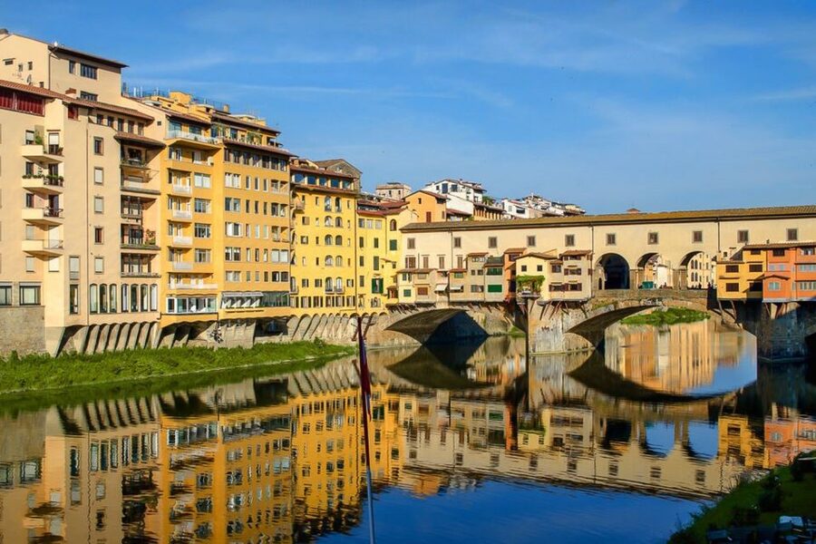 From Rome: Florence and Pisa Full-Day Small Group Tour - Pisa by the Numbers: Piazza dei Miracoli and the Leaning Tower Photo Window