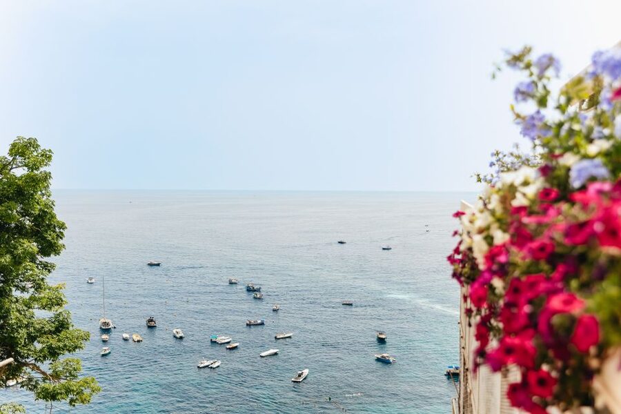 From Rome: Pompeii, Amalfi Coast and Positano Day Trip - Positano Free Time: Wandering Pastel Streets and Santa Maria Assunta