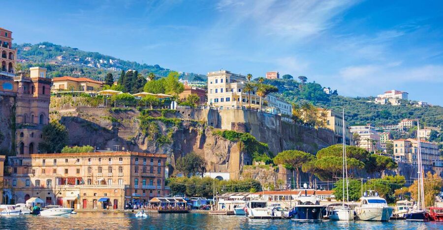 From Rome: Pompeii, Amalfi Coast, and Sorrento Day Trip - Amalfi Coast and Pompeii in one day: the long-day logistics that affect comfort