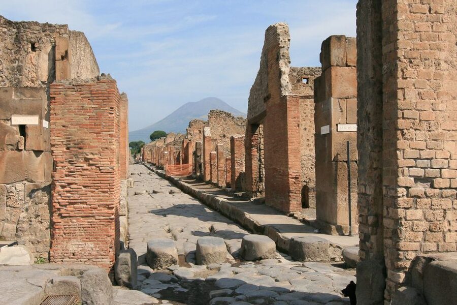 From Rome: Pompeii & Naples Small-Group Day Tour with Lunch - Key things to know before you go