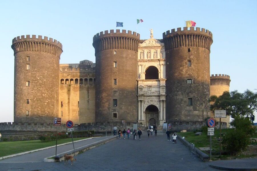 From Rome: Pompeii & Naples Small-Group Day Tour with Lunch - Pompeii’s main areas with a real 2-hour guide: what you’ll focus on