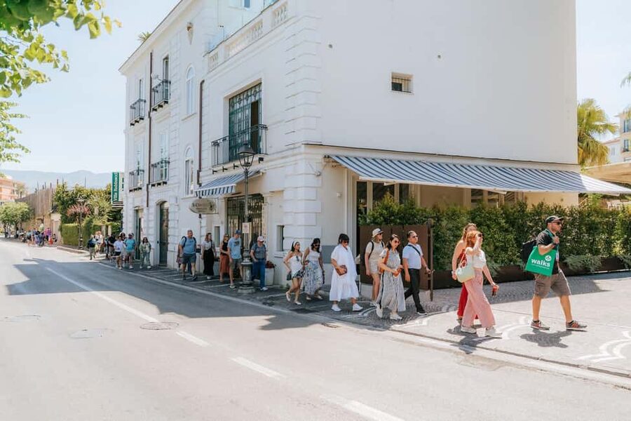 From Rome: Pompeii with Expert Guide & Amalfi Coast Day Trip - The Pompeii Moments You’ll Remember, Death Casts and Everyday Life