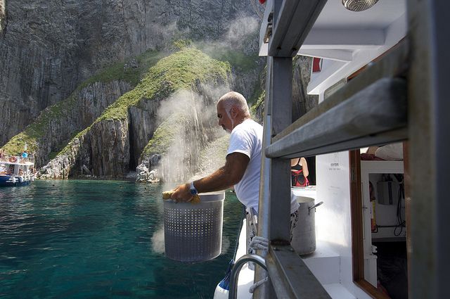 From Rome: Ponza Island Day Trip with Boat Excursion - The Ponza Break on Land: Port Alleys and a Drink