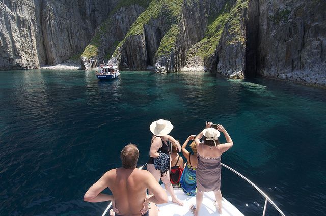 From Rome: Ponza Island Day Trip with Boat Excursion - The Boat Cruise: How Your Swimming Day Really Works