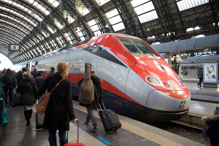 From Rome: Positano & Amalfi Coast Day Trip by Train & Ferry - Meeting at Caffè Trombetta, then the clock starts