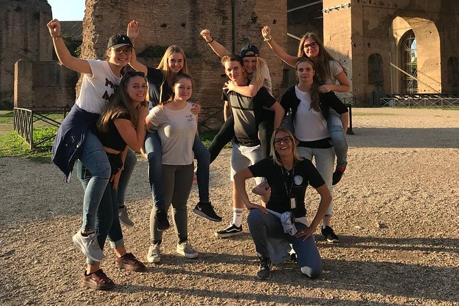 German Kolosseum und Forum Romanum - Why the Colosseum and Roman Forum feel different with a German guide