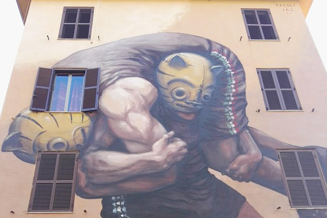 Graffiti art tour in Rome - Meeting Your Guide and Getting Comfortable in the Air-Conditioned Van