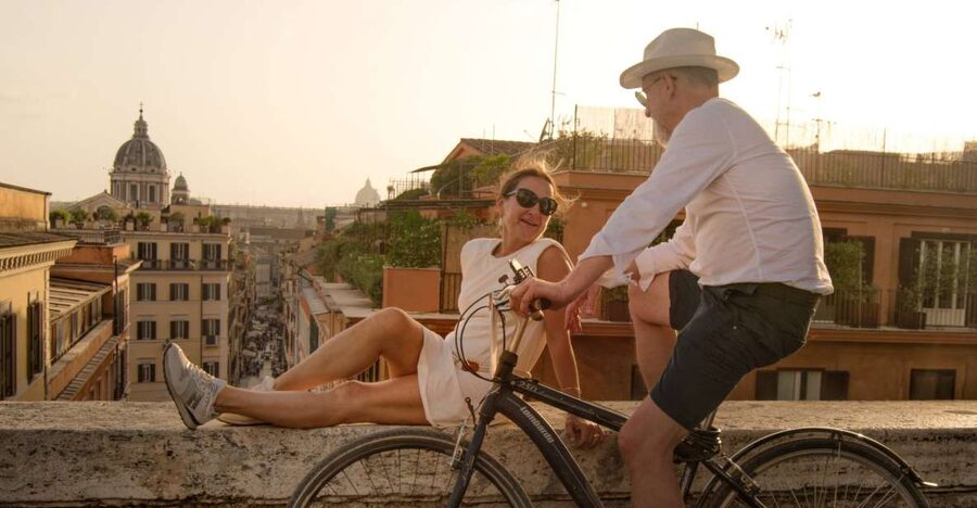 In Rome like a star: e-bike tour with photo shoot - How an e-bike photo tour changes Rome sightseeing