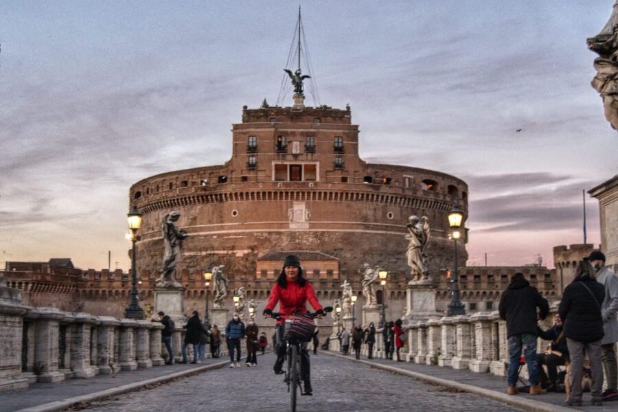 In Rome like a star: e-bike tour with photo shoot - Circus Maximus and Aventine Hill: the Rome you do not always chase