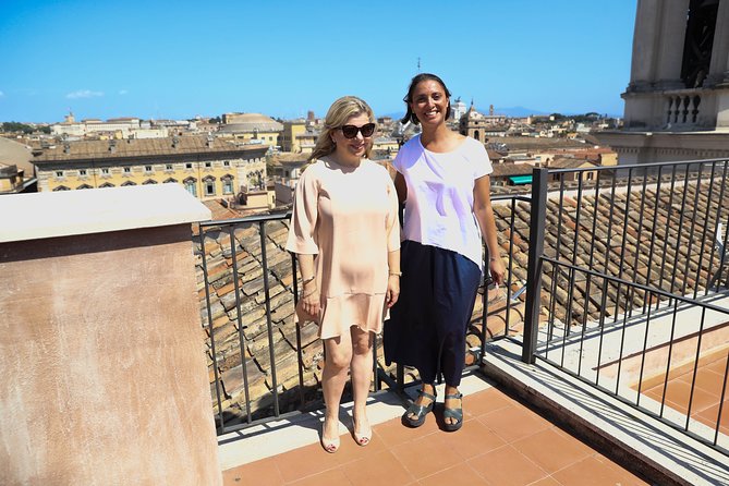 Jewish Ghetto and Synagogues with Jewish Roman Guide 3 Hours - Small group size: your questions, heard in real time