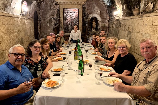 Jewish Ghetto & Piazza Navona: Food, Wine & Sightseeing Rome Tour - Why the Jewish Ghetto and Piazza Navona route hits different at night