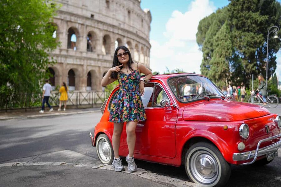 La Dolce Vita: Cruising Rome in a Classic Fiat 500 - Fontana dell’Acqua Paola: a peaceful Baroque finish