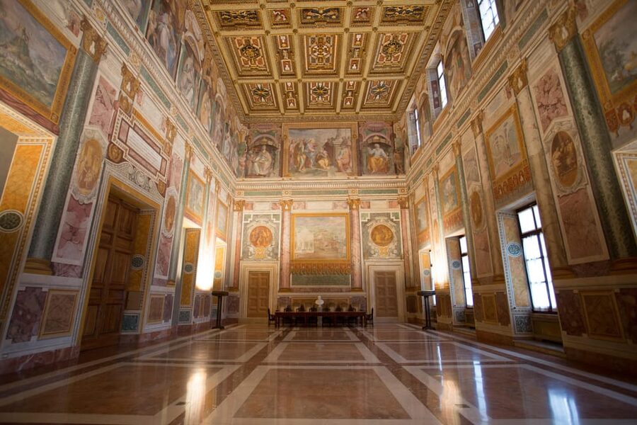 Lateran Palace Entry Ticket with Audio Guide - Rooms, frescoes, and baroque textures across about 3,000 m²
