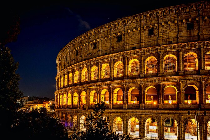 Night Tour of Rome with Local Pizza Dinner and Gelato Experience - Pantheon and Piazza Navona: quick steps, classic facades