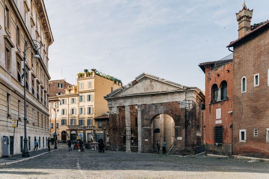 Pantheon and Jewish Ghetto Tour - Into the Jewish Ghetto, Via del Portico d’Ottavia, and Piazza Mattei