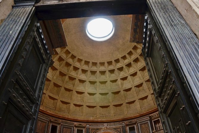 Pantheon Elite Guided Tour - Rome's Iconic Ancient Temple - Dress code and crowd reality, so you don’t waste your hour
