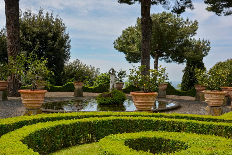 Papal Palace and Secret Garden Ticket and Audio Guide - Who this visit suits best, and who may feel underwhelmed