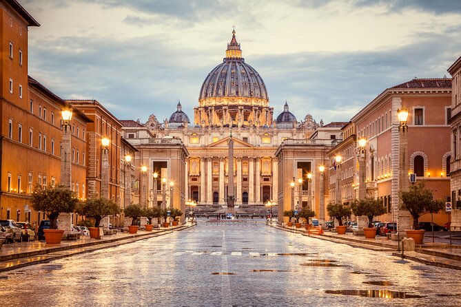 Private Vatican Museums Tour with Sistine Chapel & St. Peter's Basilica - Why this private Vatican Museums tour feels less painful than it sounds