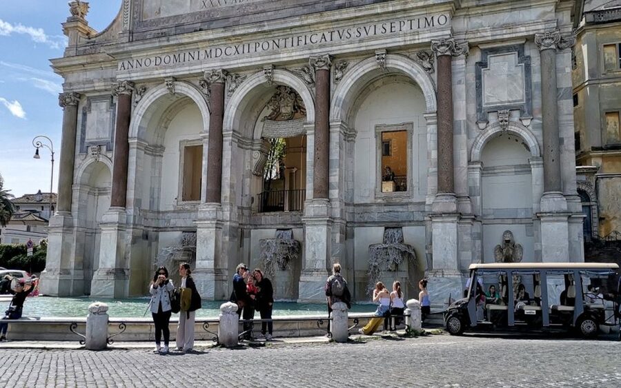 Rome: 3-Hour Panoramic Luxury Golf Cart Tour - Castel Sant’Angelo and St. Peter’s views, fast but not rushed