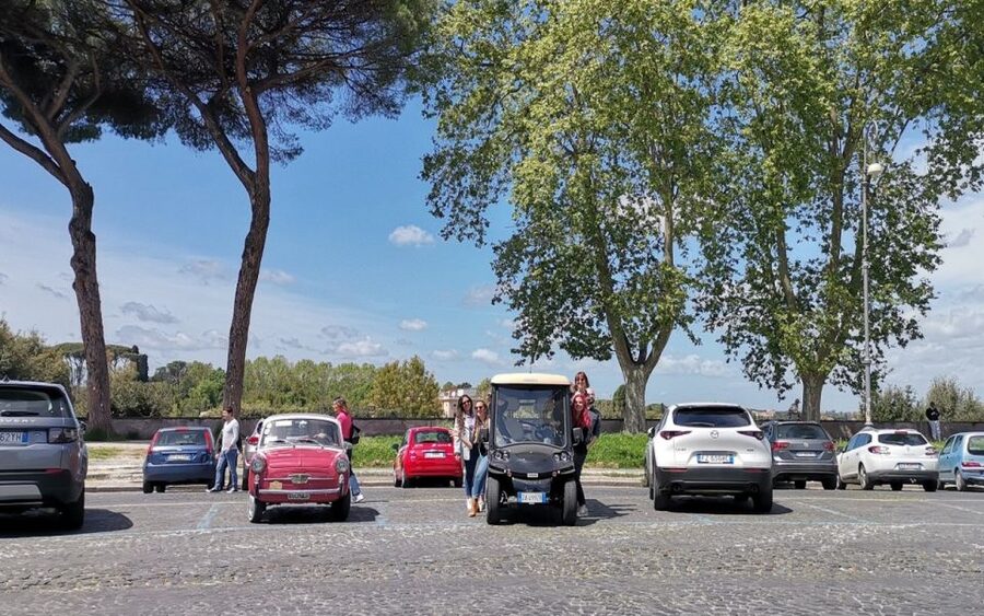 Rome: 3-Hour Panoramic Luxury Golf Cart Tour - Comfort details that matter on a 3-hour ride
